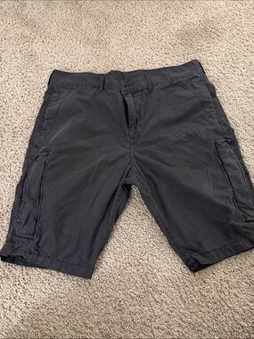 Men’s- True Religion Black Cargo Shorts with Side Pockets